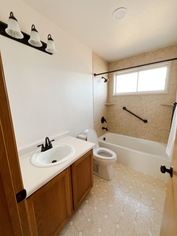 Restroom Remodeling in Bradenton, FL